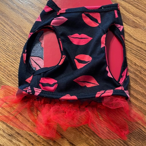 Dog outfit clothing Valentine’s Day pet apparel outfit - Picture 8 of 9